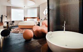 Naumi Hotel Singapore